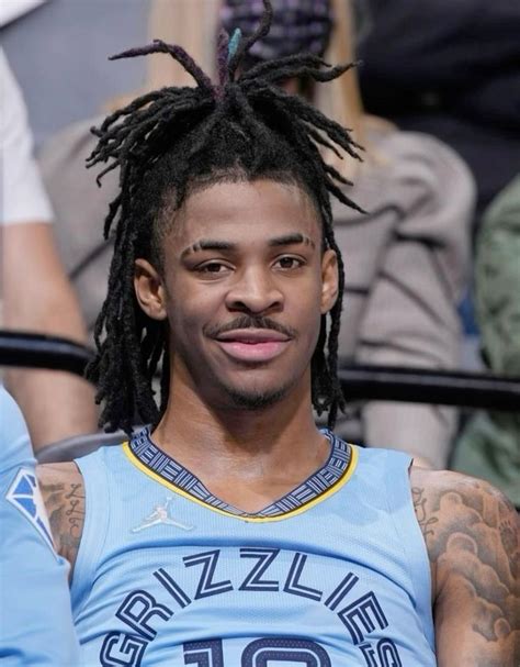 Dunking with Style: Ja Morant’s Iconic Dreadlocks .
